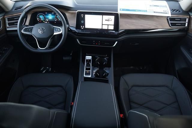 Thumbnail: 2026 Volkswagen Atlas - 9