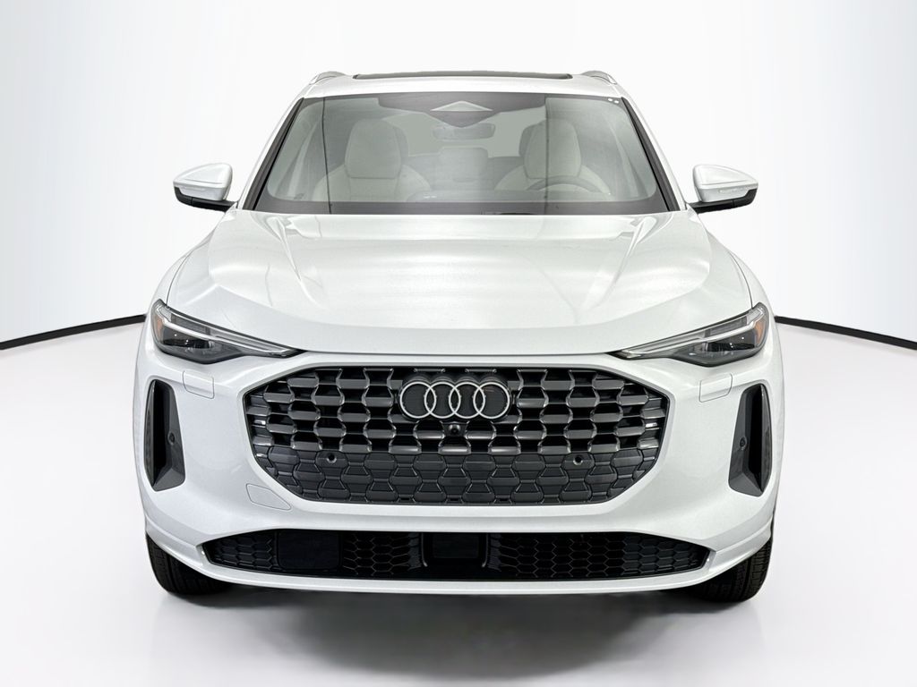 Thumbnail: 2025 Audi Q5 - 3