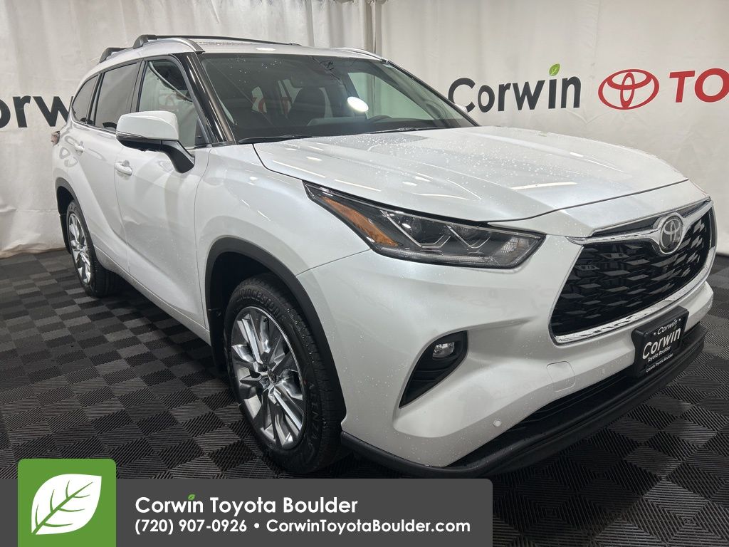 2026 Toyota Highlander Limited AWD
