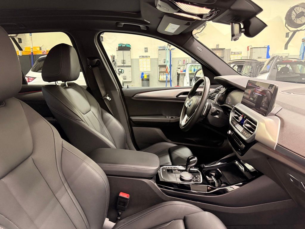 Thumbnail: 2023 BMW X3 - 30