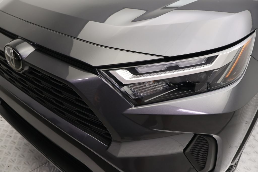 Thumbnail: 2025 Toyota RAV4 - 3