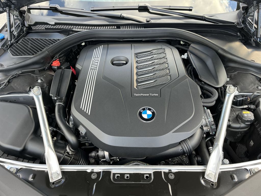 Thumbnail: 2023 BMW 8 Series - 26
