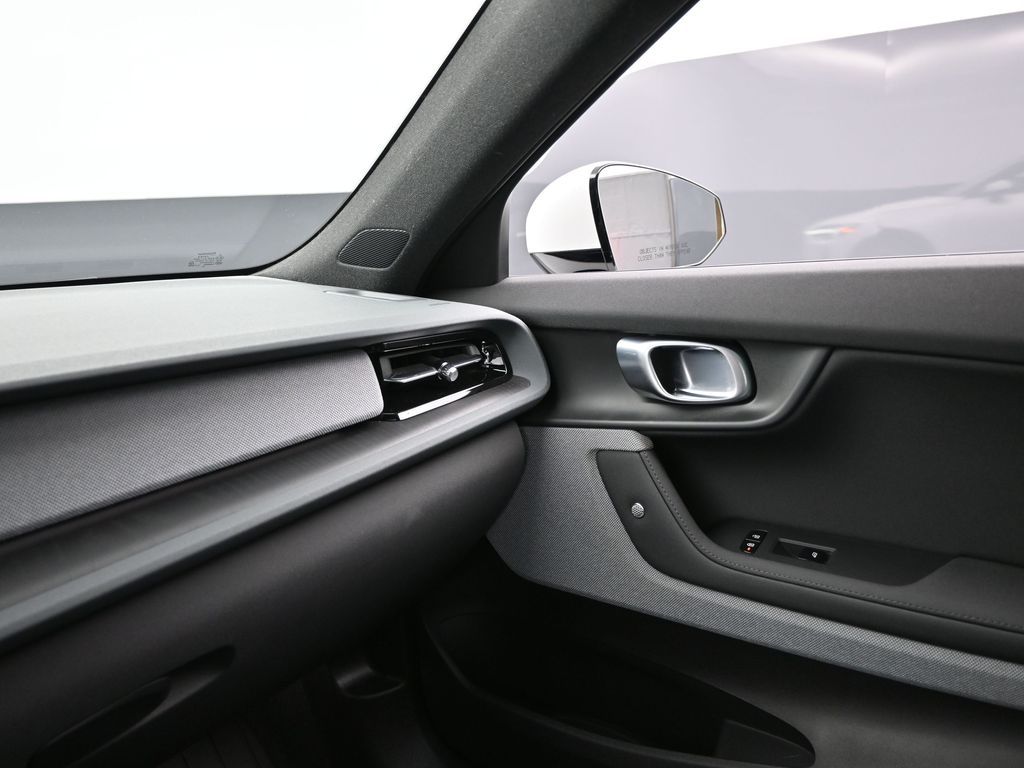 2022 Polestar 2 Long Range Dual Motor