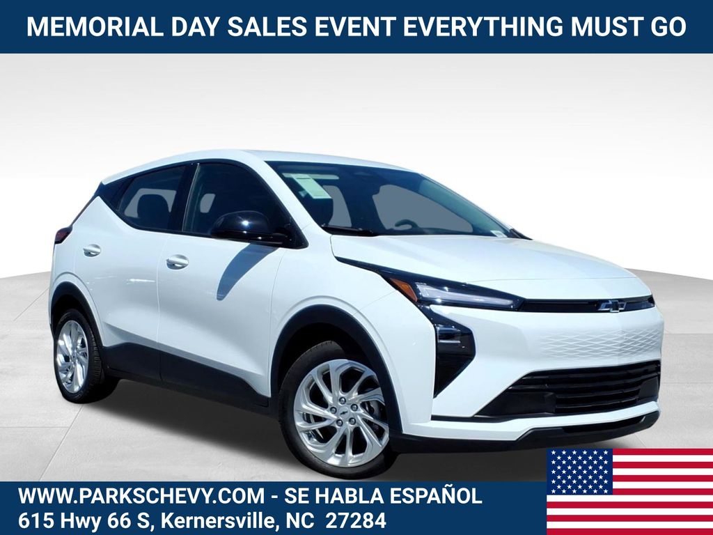 Summit White 2027 Chevrolet Bolt LT FWD SUV / Crossover Front-Wheel Drive 1-Speed Automatic