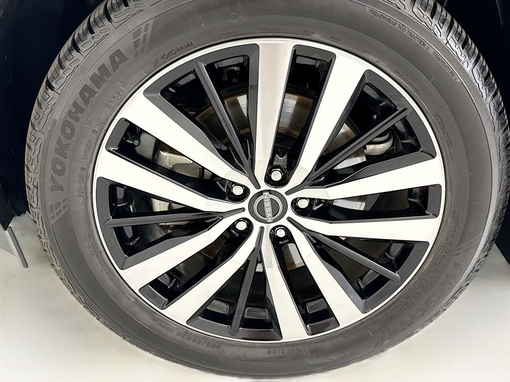 Thumbnail: 2023 Nissan Pathfinder - 29