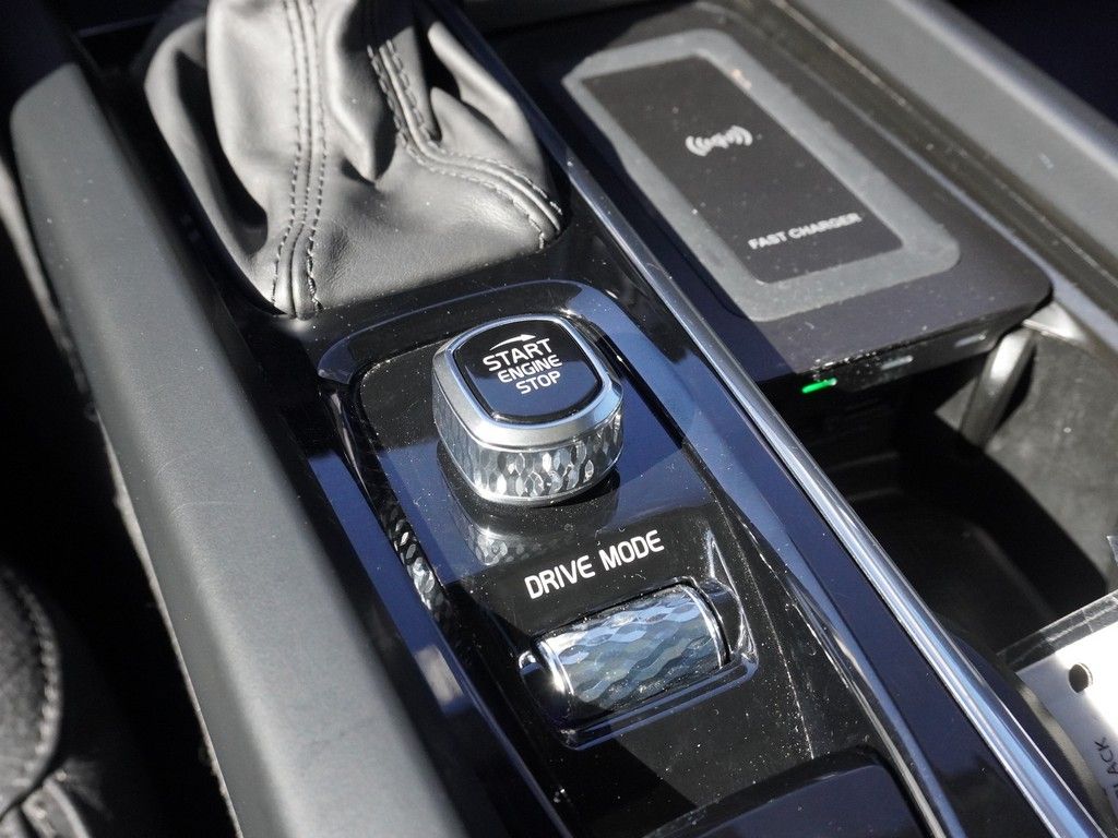 Used 2020 Gray Volvo T5 image 51