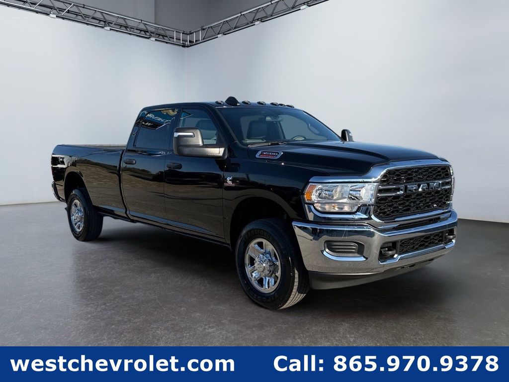 2024 RAM 3500 Tradesman Crew Cab LB 4WD