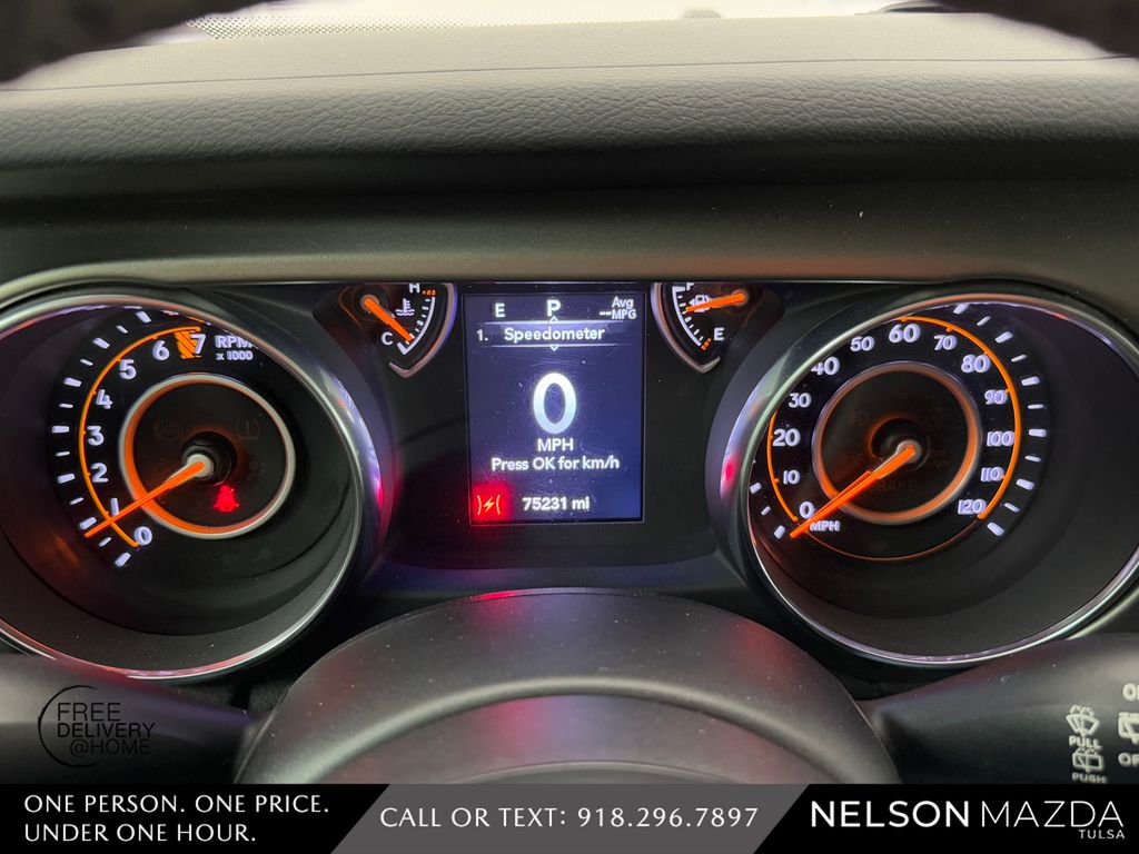 Used 2019 White Jeep Unlimited Sport S image 25