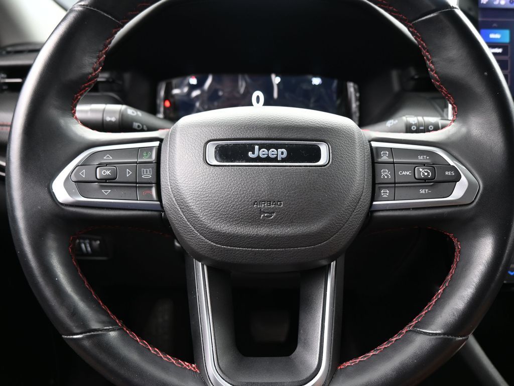 Used 2022 Sting-Gray Clearcoat Jeep Trailhawk image 22