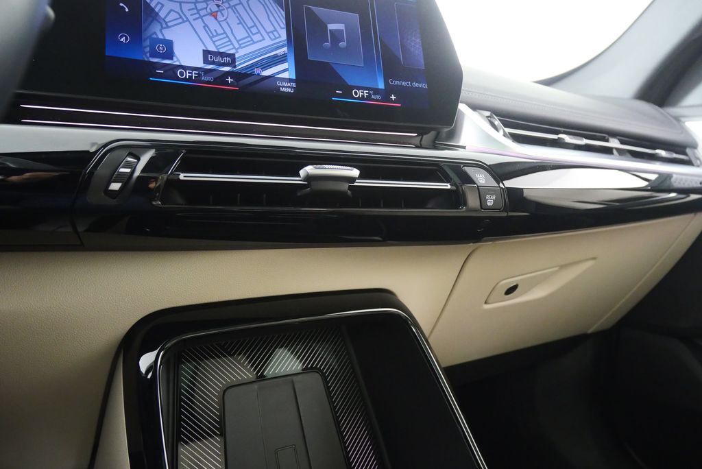 2023 BMW X1 xDrive28i 24