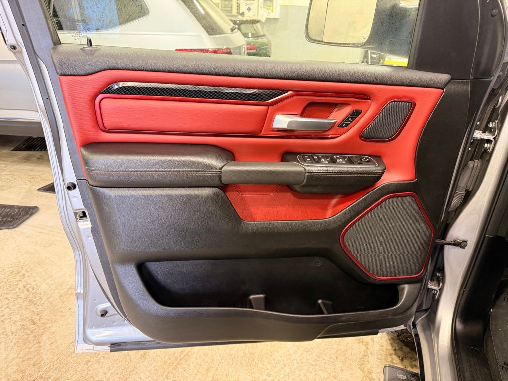 Thumbnail: 2021 RAM 1500 - 10