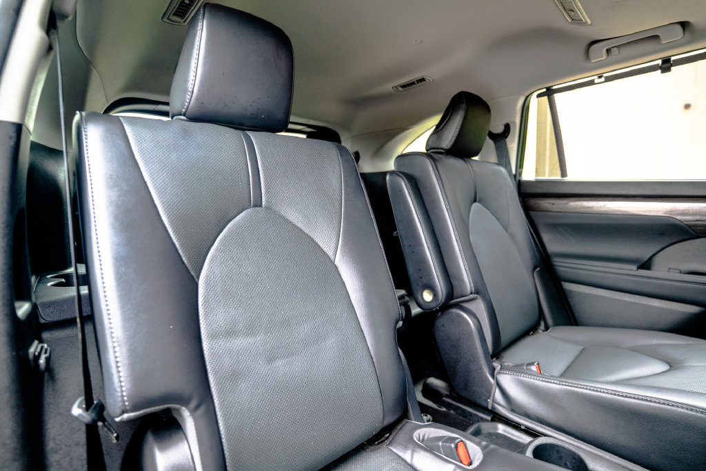 Used 2022 Toyota Highlander Hybrid SUV
