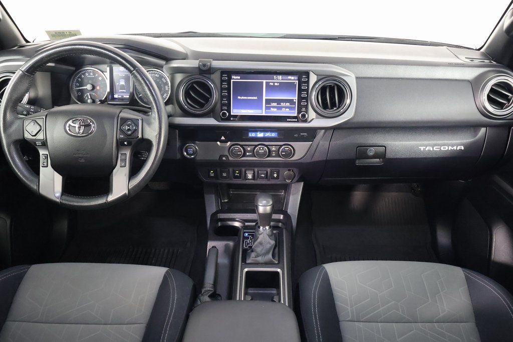 Thumbnail: 2022 Toyota Tacoma - 8