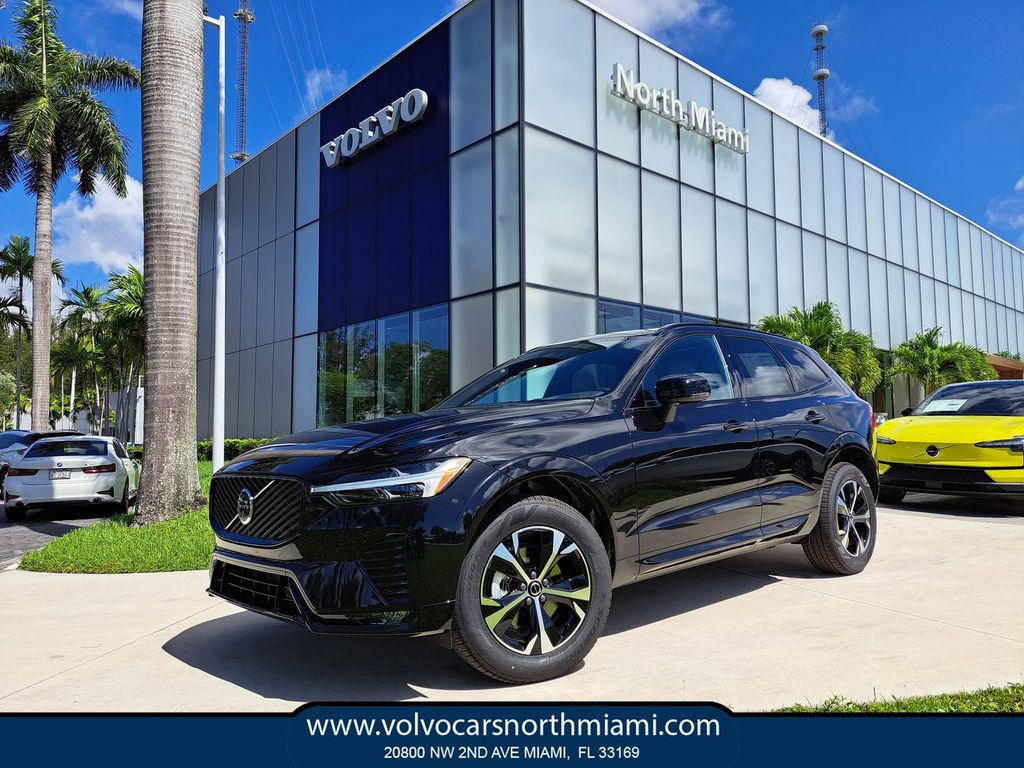 2026 Volvo XC60 Core