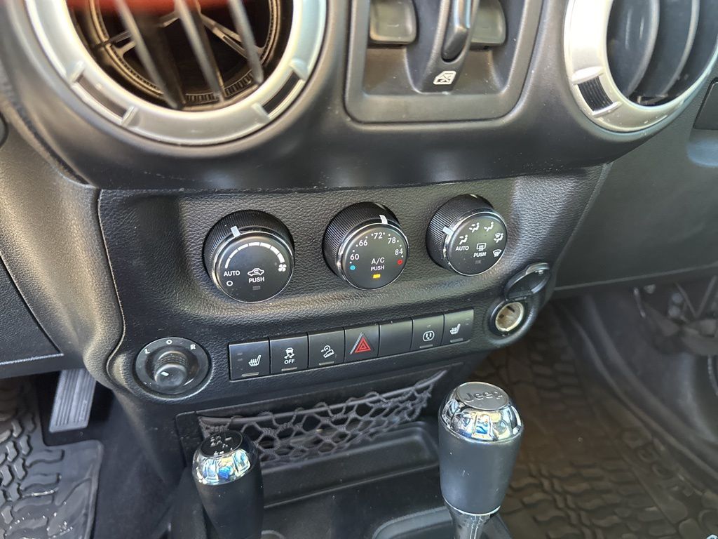 Used Car 2014 Jeep Wrangler  Unlimited Rubicon For Sale Under $25,000 In Austin, Texas