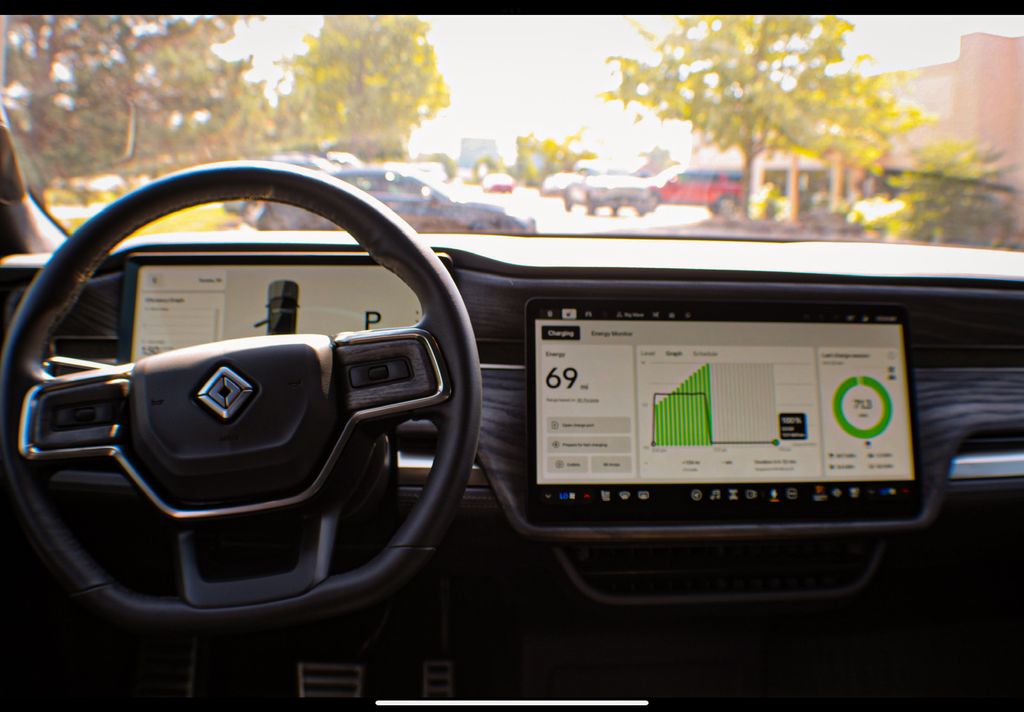 Interior 12