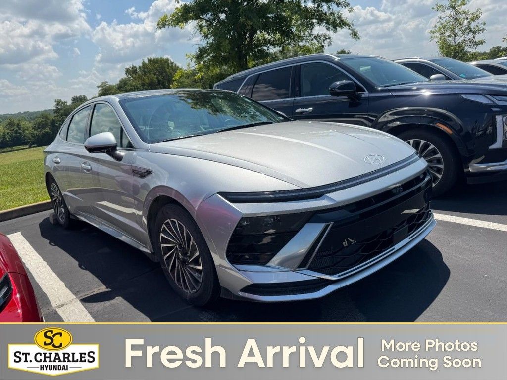 2025 Hyundai Sonata Hybrid Limited FWD
