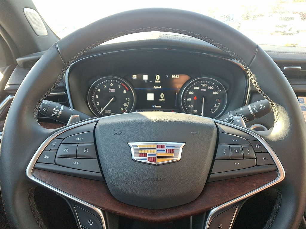 Thumbnail: 2025 Cadillac XT5 - 20