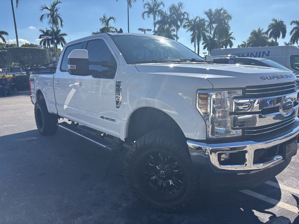 2019 Ford F-250 Super Duty Lariat Crew Cab 4WD