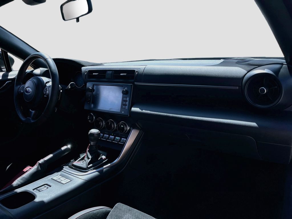 Used 2024 Silver Subaru Limited image 27