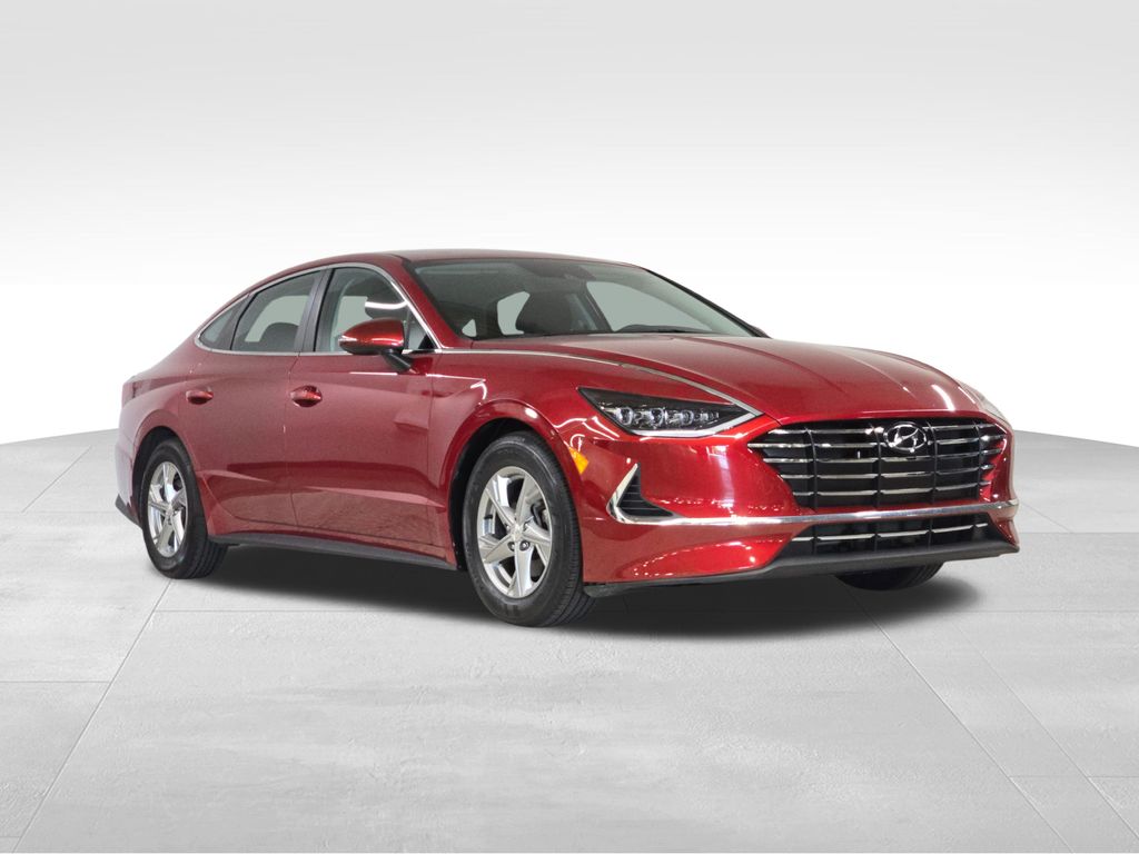 2023 Hyundai Sonata SE photo 3