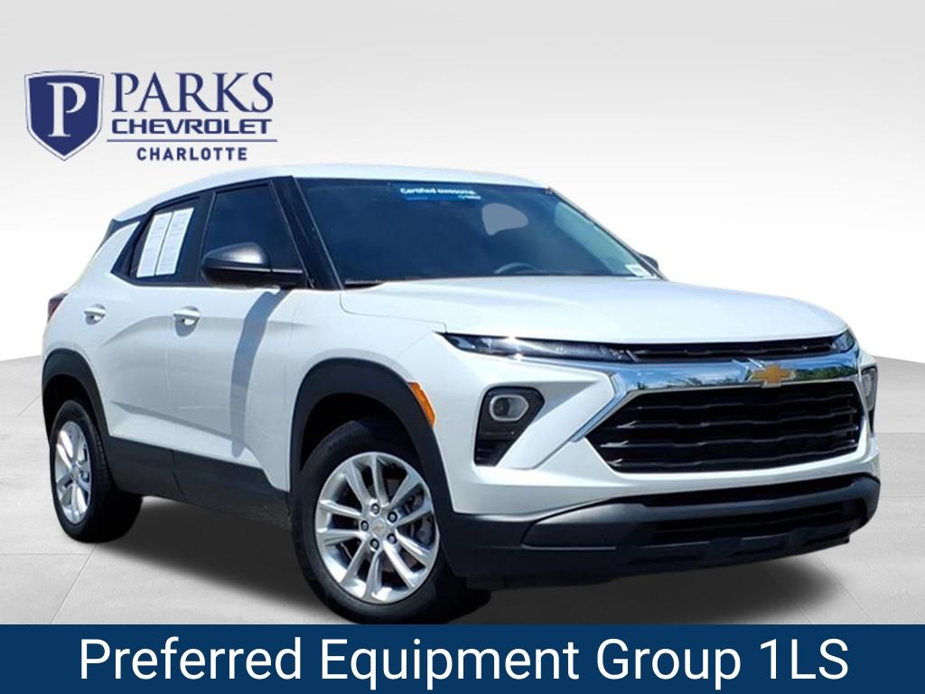 Pearl 2024 Chevrolet Trailblazer LS FWD SUV / Crossover Front-Wheel Drive Continuously Variable Transmission