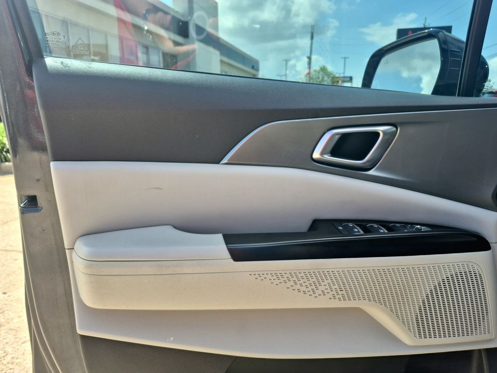 2022 Kia Carnival LXS Gray at Shottenkirk Kia Fort Bend
