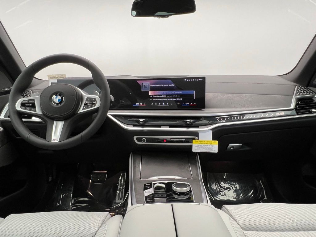 Thumbnail: 2026 BMW X5 - 10