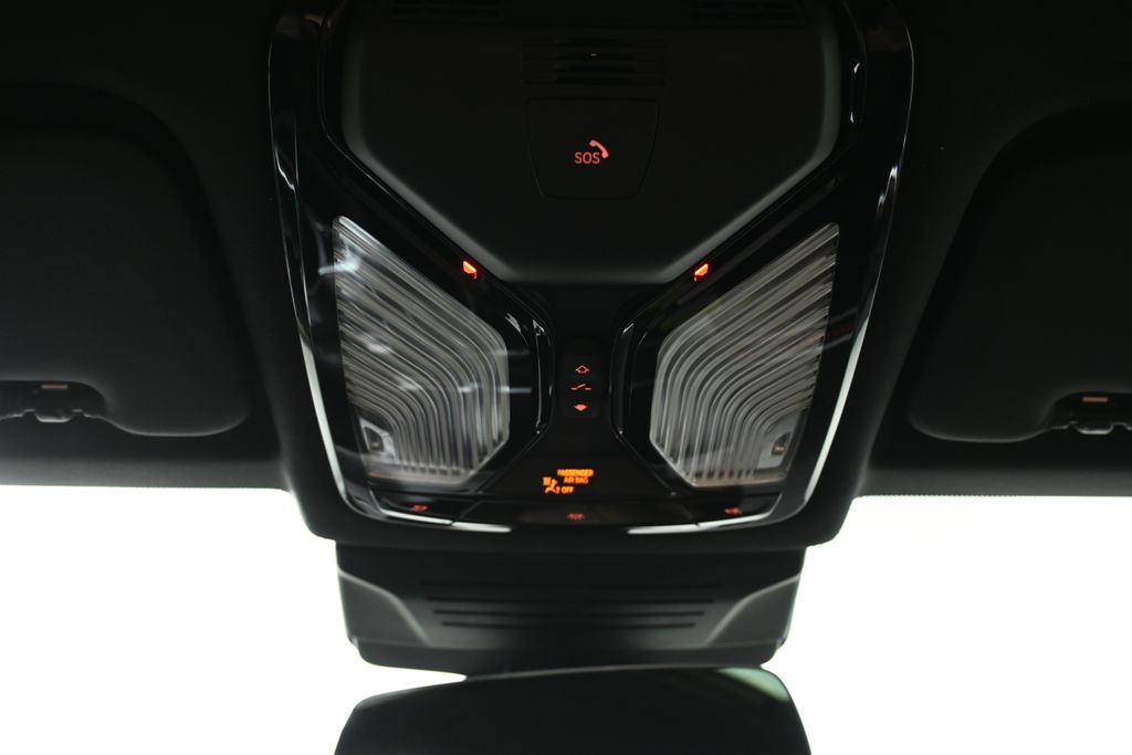 Thumbnail: 2026 BMW X6 - 21