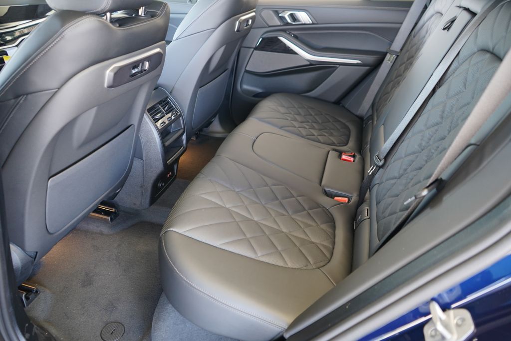 Thumbnail: 2026 BMW X5 - 20