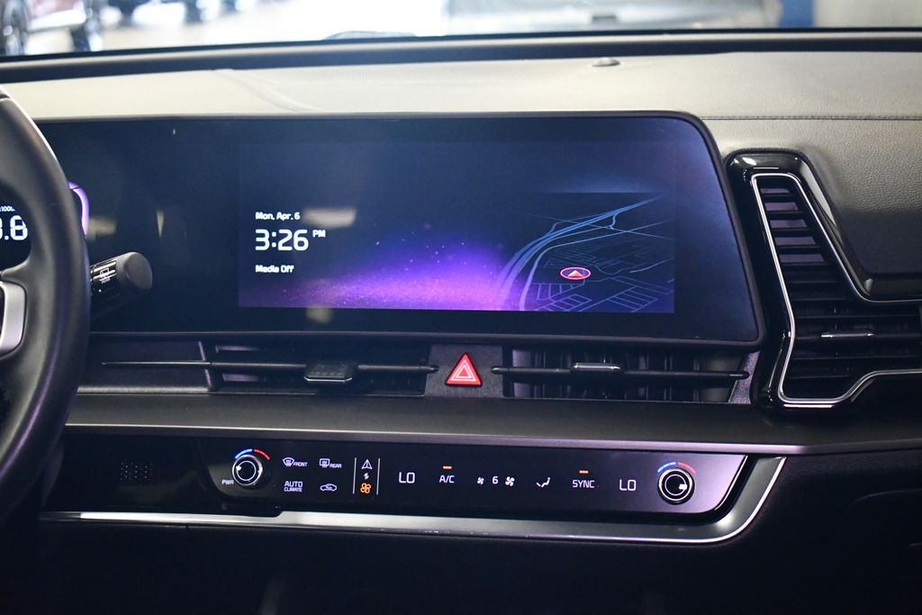 Thumbnail: 2023 Kia Sportage - 18