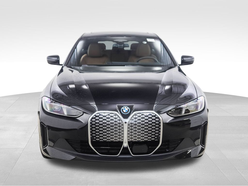 Thumbnail: 2025 BMW i4 - 8