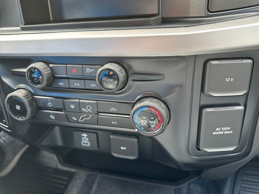 New 2026 Ford Super Duty F-250 SuperCab 8' Box XL