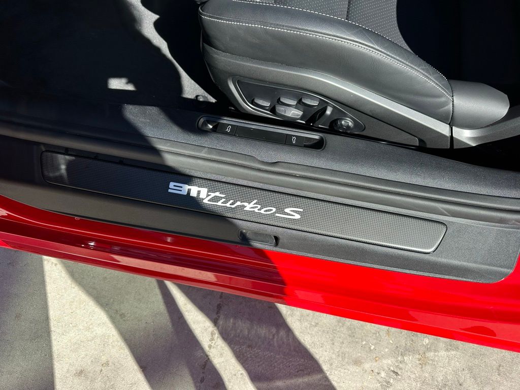 Thumbnail: 2025 Porsche 911 - 24