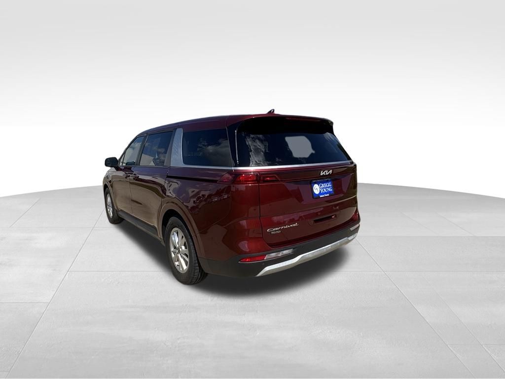 Used 2022 Kia Carnival Van