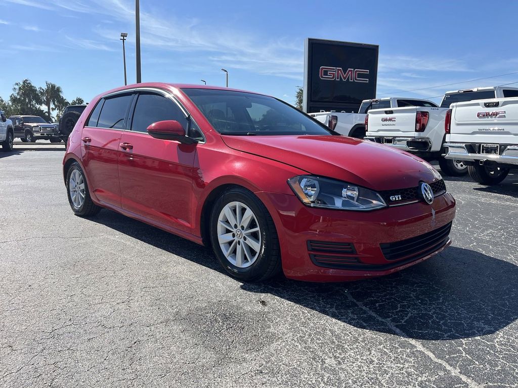 2015 Volkswagen Golf TSI S 4-Door 2