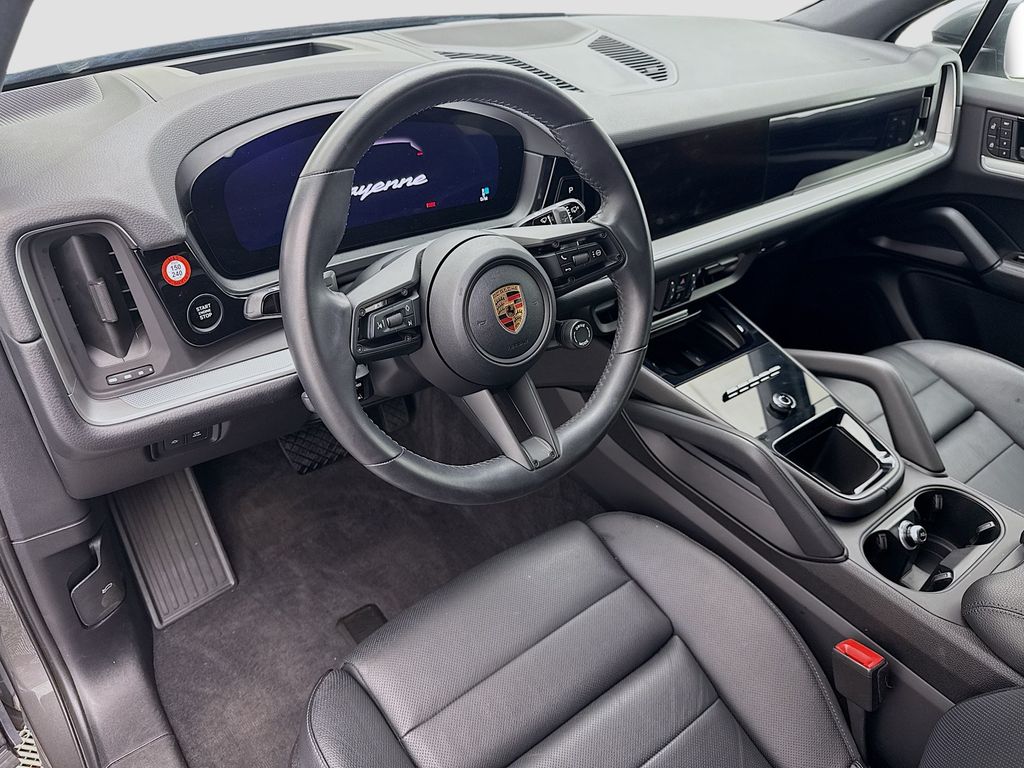 Thumbnail: 2024 Porsche Cayenne - 4