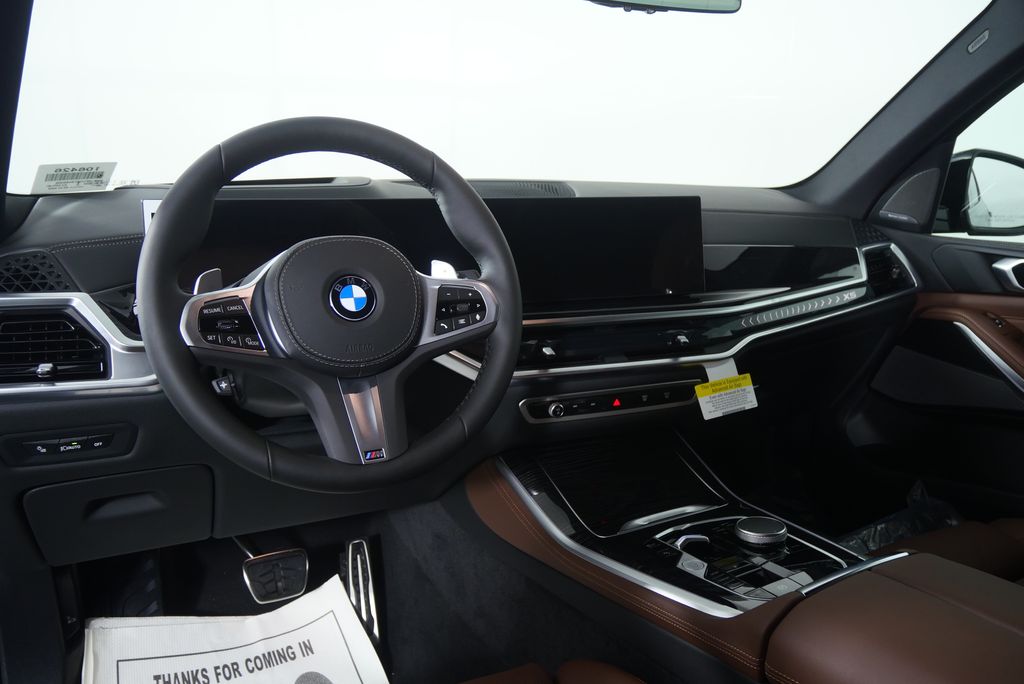 Thumbnail: 2026 BMW X5 - 16