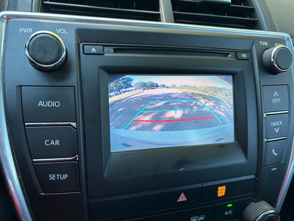 Thumbnail: 2015 Toyota Camry - 26