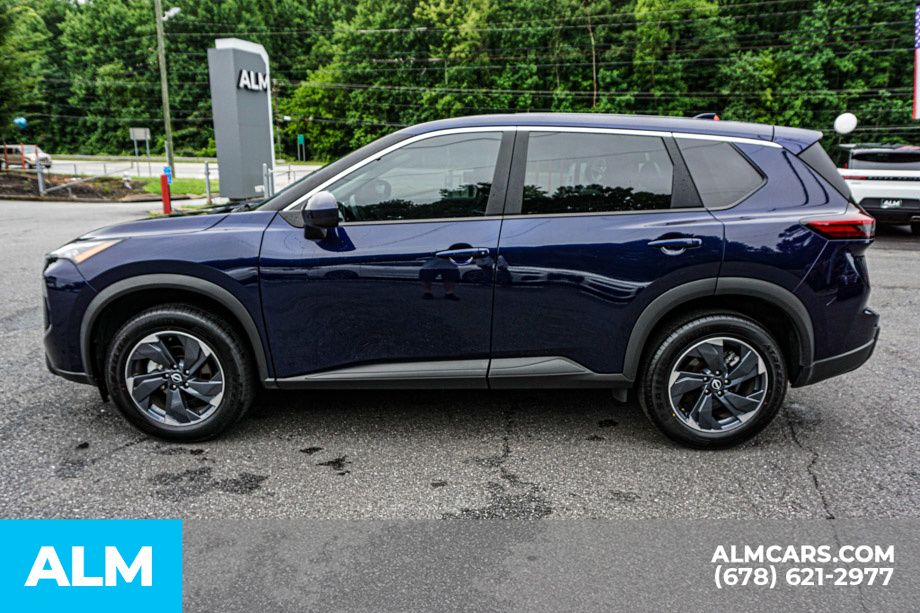 Used 2025 Blue Nissan SV image 7