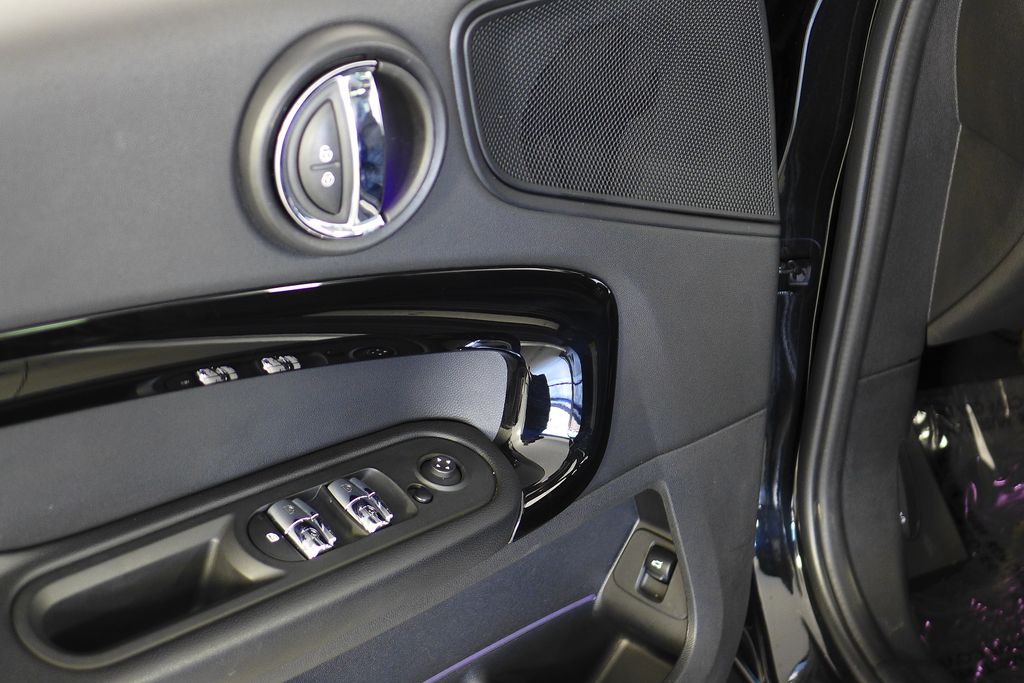 Thumbnail: 2023 MINI Cooper Countryman - 12