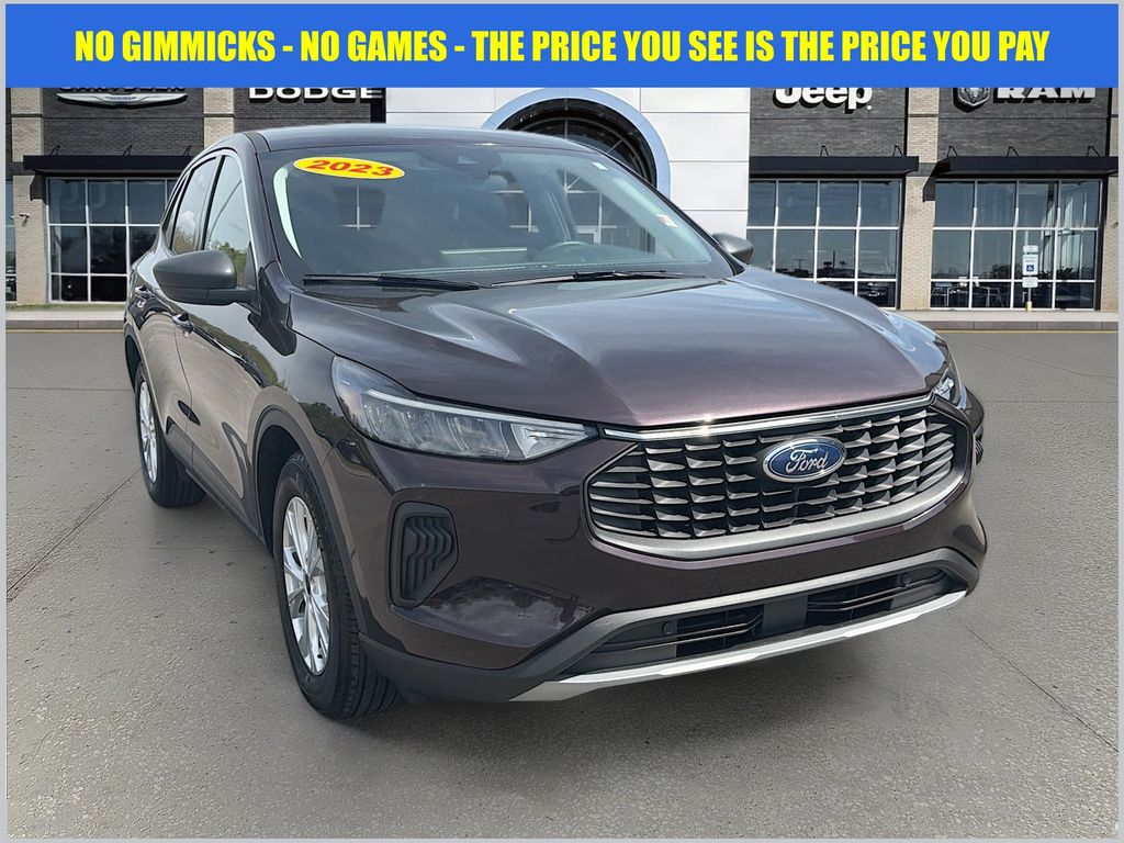 Cinnabar Red 2023 Ford Escape Active FWD SUV / Crossover Front-Wheel Drive 8-Speed Automatic