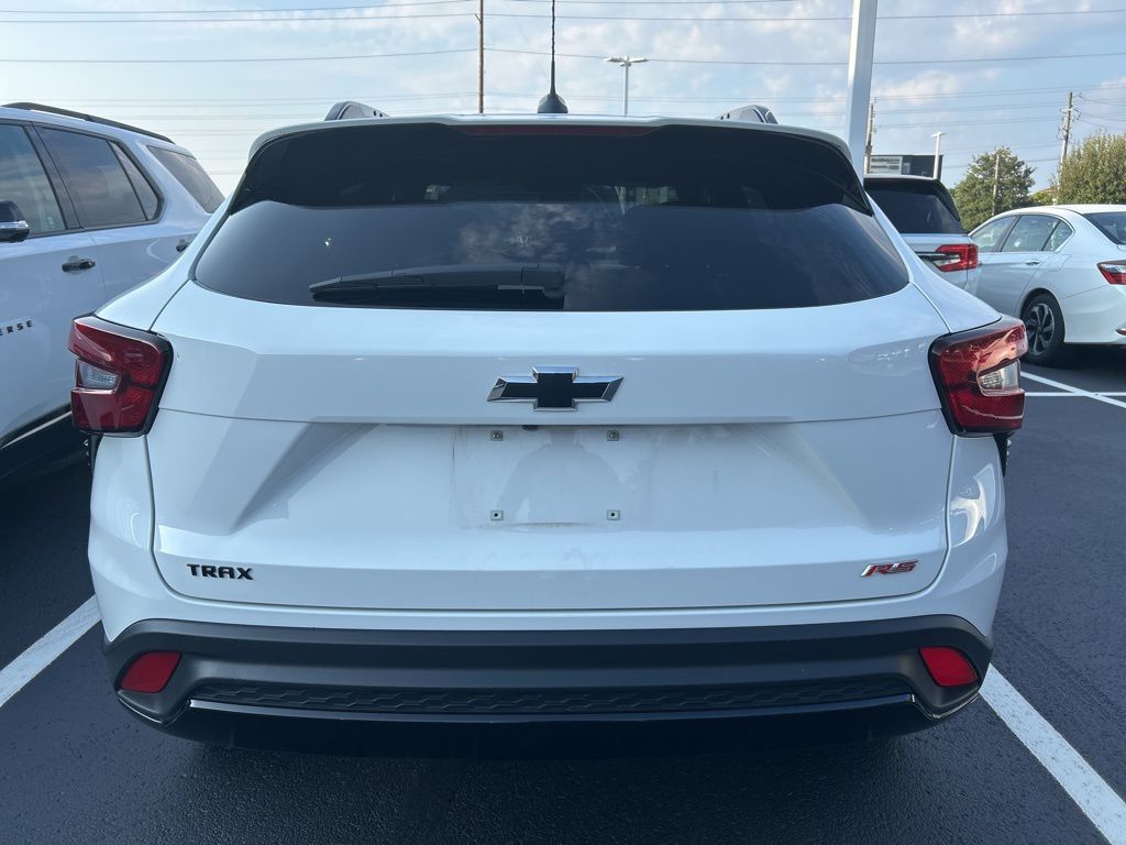 Thumbnail: 2024 Chevrolet Trax - 5