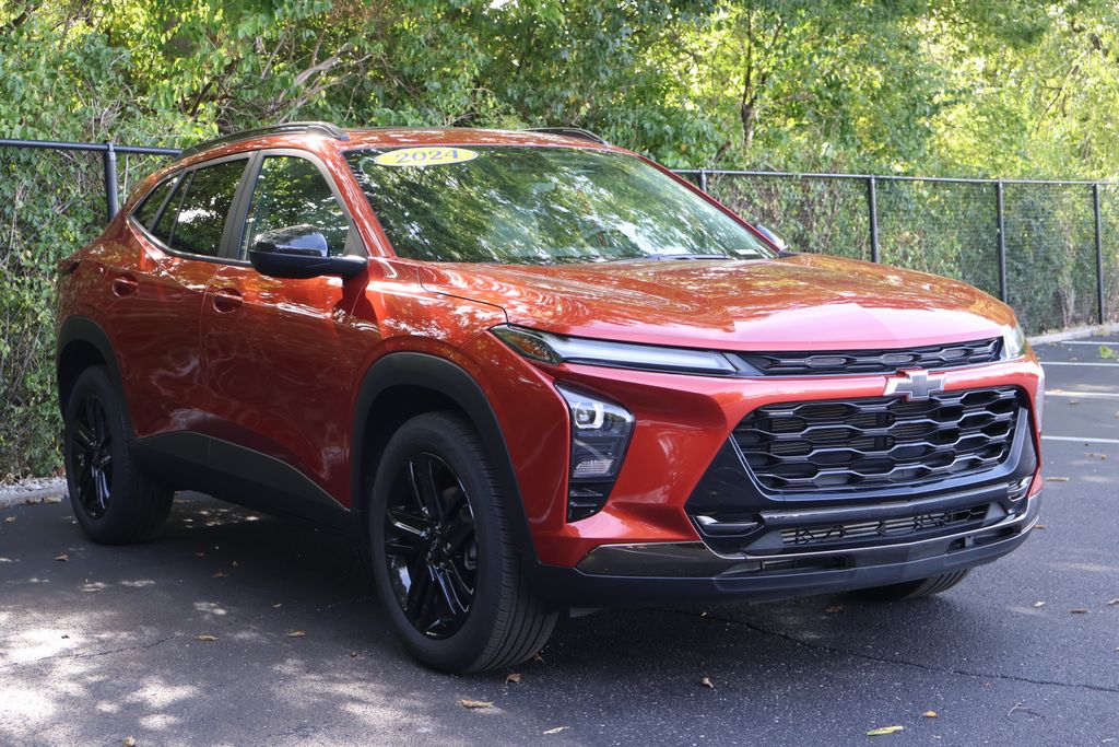 Thumbnail: 2024 Chevrolet Trax - 11
