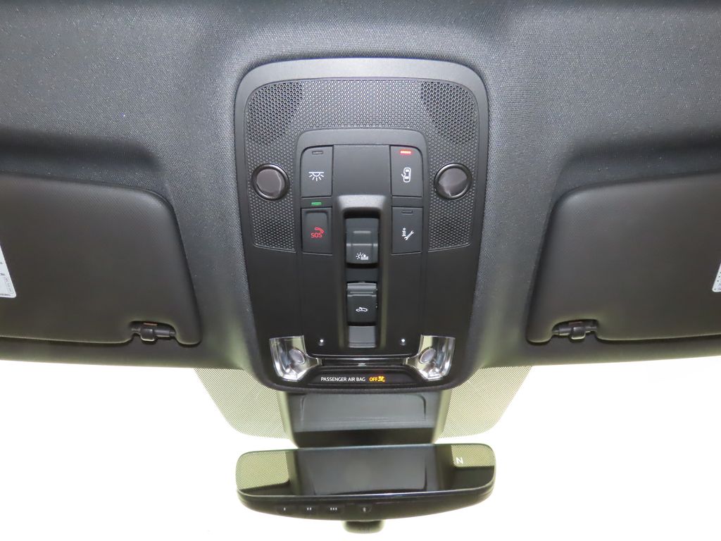 Thumbnail: 2025 Audi Q3 - 25