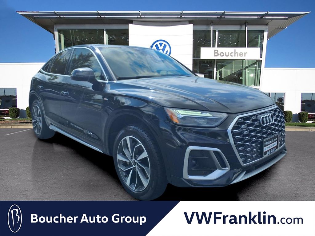Black 2022 Audi Q5 Sportback Sedan 7-Speed Automatic