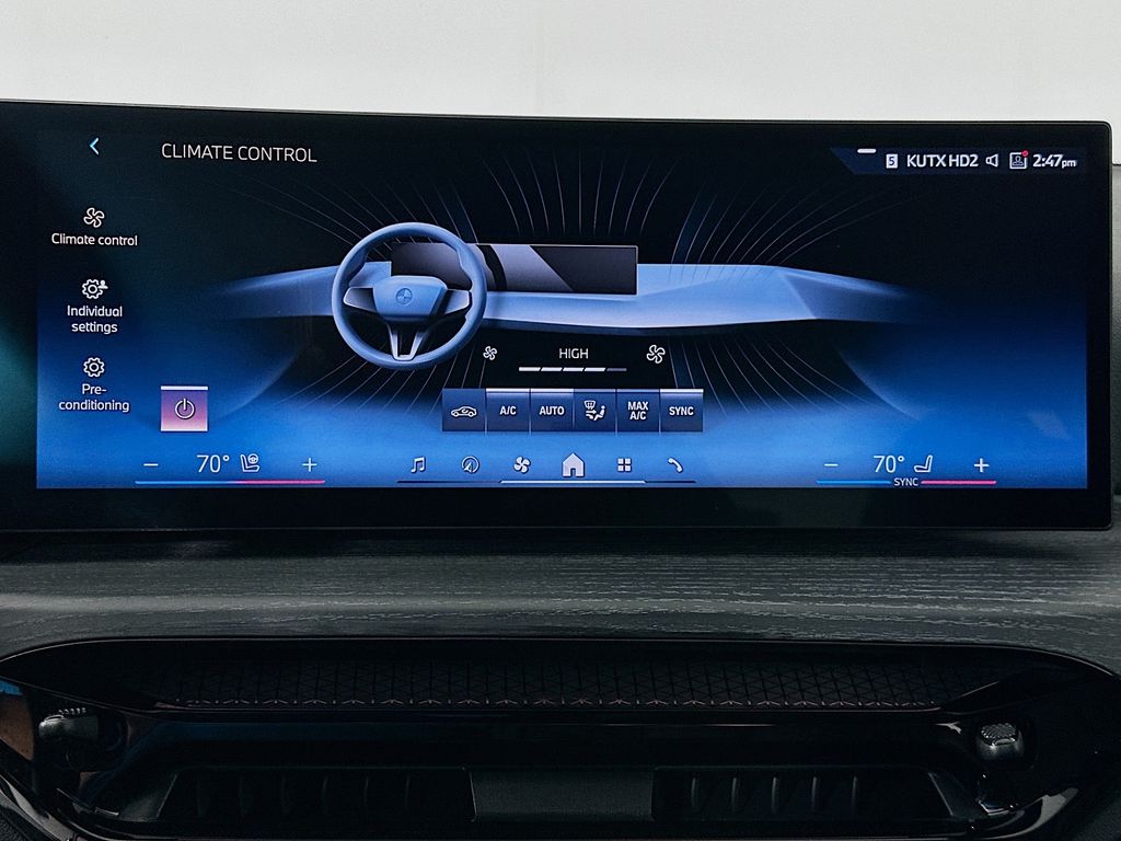 Thumbnail: 2025 BMW 3 Series - 16