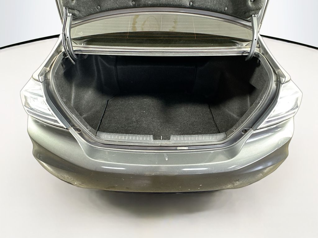 Used Car 2013 Honda Civic  Hybrid For Sale Under $10,000 In Austin, Texas