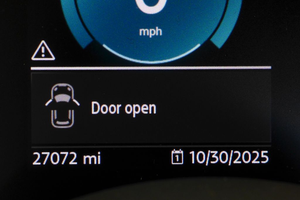 Thumbnail: 2023 MINI Cooper - 30