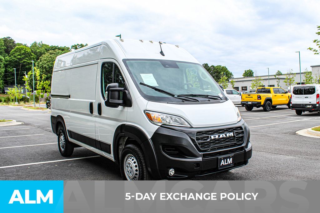 Used 2025 White Ram High Roof image 3